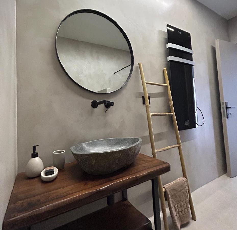 Piedra Luxury Apartments นาฟปลิโอ ภายนอก รูปภาพ