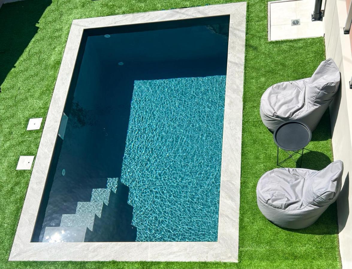 Piedra Luxury Apartments นาฟปลิโอ ภายนอก รูปภาพ